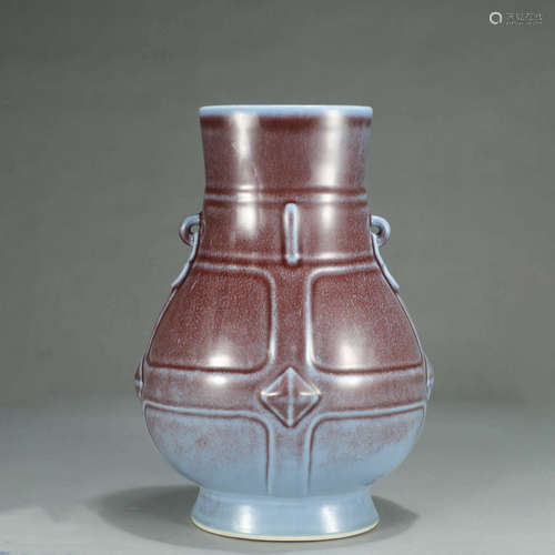 A JUN KILN PORCELAIN ZUN VASE