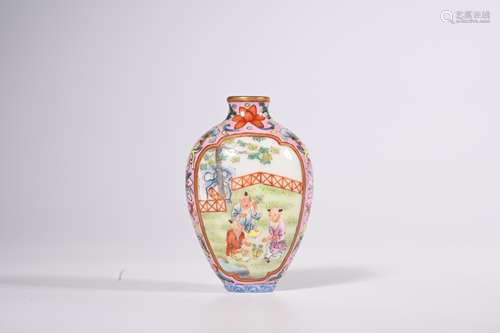 CHINESE FAMILLE ROSE SNUFF BOTTLE