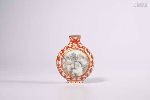 CHINESE FAMILLE ROSE SNUFF BOTTLE