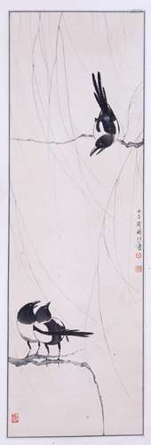 CHINESE SCROLL PAINTING OF BIRD, XU BEIHONG MARK