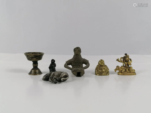 A group of Chinese bronzeware