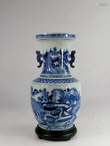 A very Fine Chinese blue and white vase