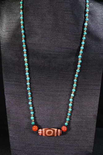 CHINESE TURQUOISE AND AGATE BEADS NECKLACE