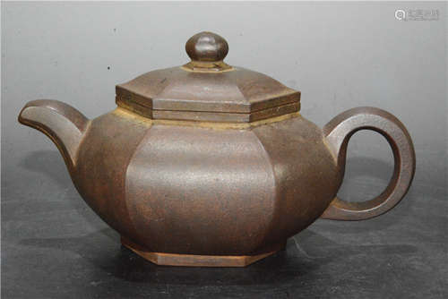 CHINESE YIXING ZISHA TEA POT