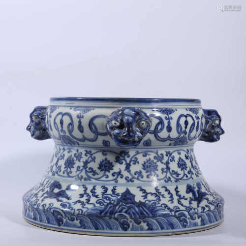 Blue and white base in Ming Dynasty