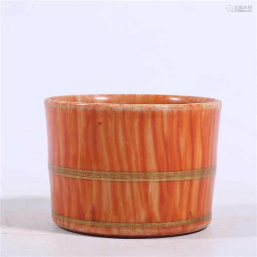 Jiaqing imitation wood grain porcelain barrel in Qing Dynasty