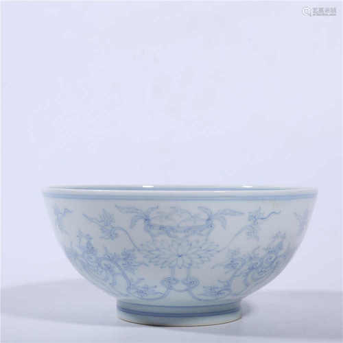 A pair of blue and white bowls in Yongzheng of Qing Dynasty