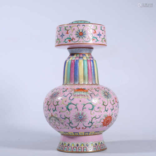 Qing Dynasty Qianlong famille rose pot with flower pattern