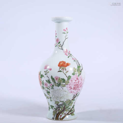 Qing Dynasty Yongzheng pink flower pattern olive vase