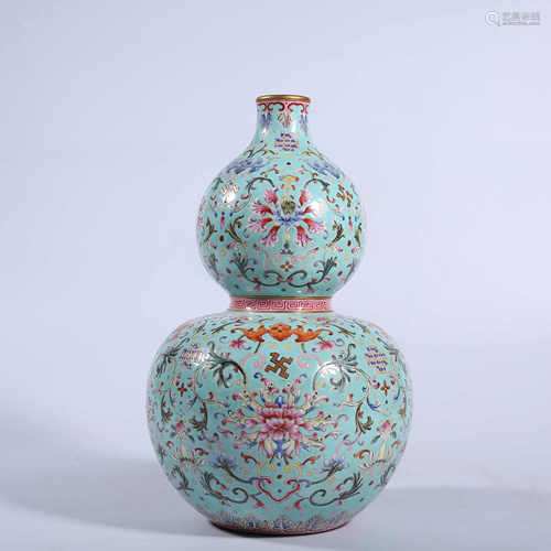 Qing Dynasty Qianlong pastel lotus gourd vase