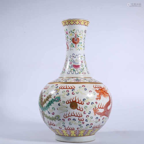Qing Dynasty Guangxu Famille Rose Dragon vase