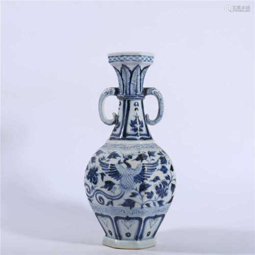 Blue and white elephant ear vase of Yuan Dynasty