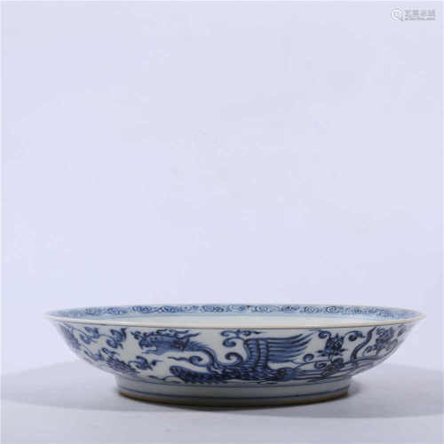 Blue and white phoenix pattern plate in Xuande of Ming Dynasty