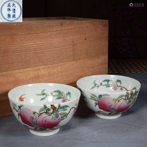 A PAIR OF CHINESE PEACH BOWLS, QING DYNASTY