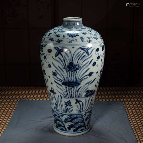 CHINESE BLUE AND WHITE PLUM VASE,  MING DYNASTY