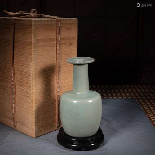 CHINESE RU WARE VASE, SONG DYNASTY