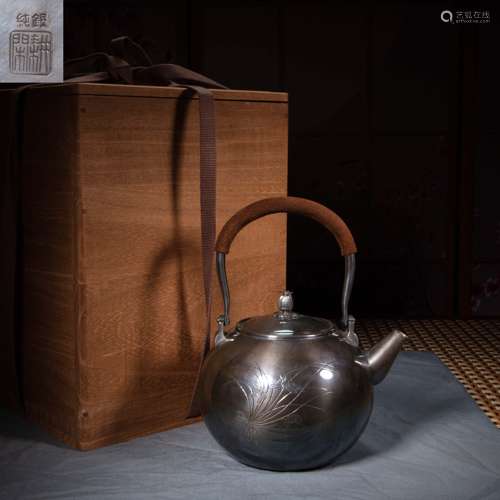 JAPANESE STERLING SILVER TEAPOT MADE BY GENGXIAN