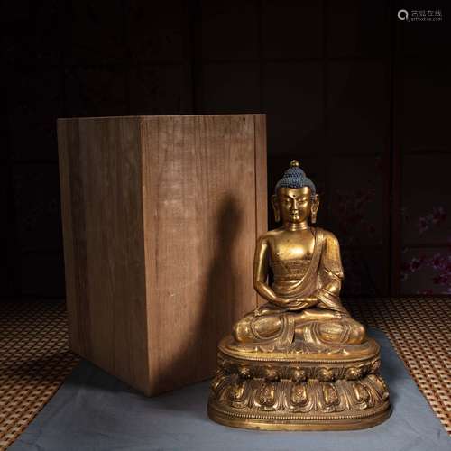 A GILT-BRONZE FIGURE OF BUDDHA SAKYMUNI, 18TH