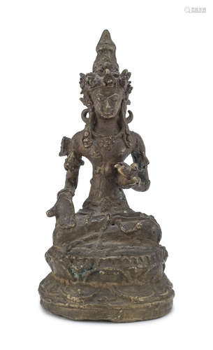 A TIBETAN BRONZE SCULPTURE OF AMITABHA. 20TH CENTURY.