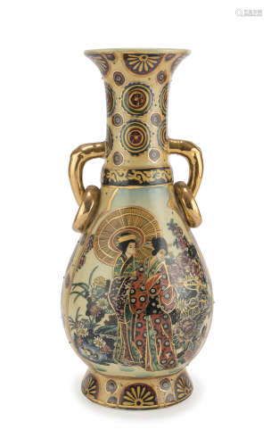 A POLYCHROME ENAMELED CHINESE CERAMIC VASE 20TH CENTURY. DEFECTS AND RESTORATIONS.
