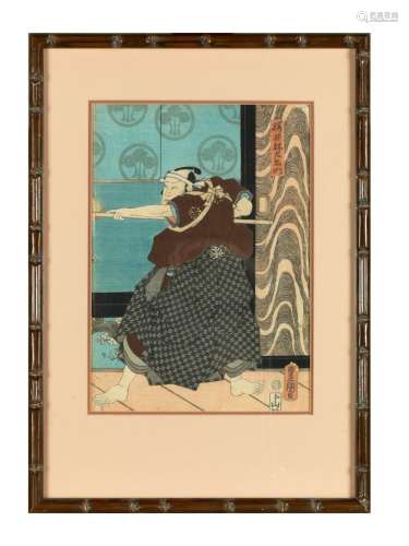丰国三世、国佐一世、贞美日本三幅版画，19世纪大板立绘，表现武士和人物，用玻璃装裱；附一中国女子坐像印模（磨损）34×23厘米（观）34×24厘米（观）。