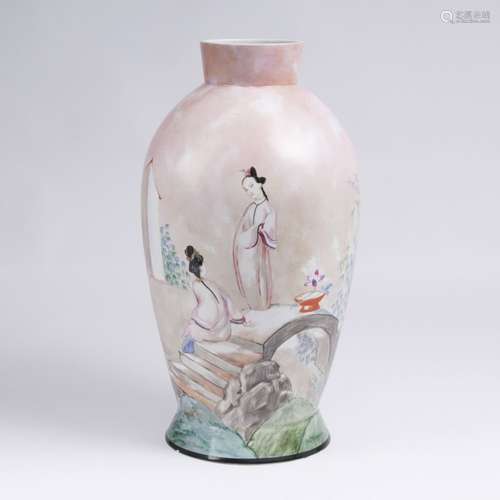 Joseph Wackerle (Partenkirchen 1880 - Partenkirchen 1959). Große Bodenvase mit Chinoiserie.