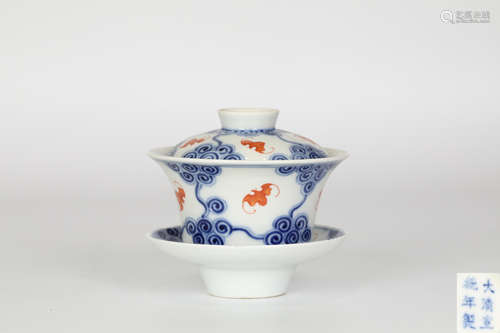 Republic China, blue and white red cloud bat pattern cover bowl