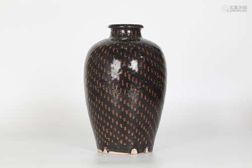 Ming, Jizhou Kiln Plum Bottle