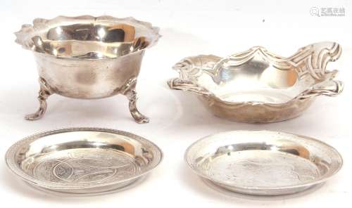 Mixed Lot: Edward VII silver bowl of squat circular form with card cut wavy rim standing on three