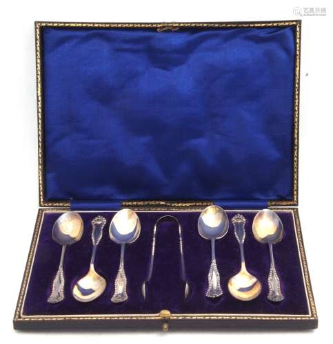 Cased set of six silver tea spoons and sugar tongs, Sheffield 1913, maker's mark William Hutton &
