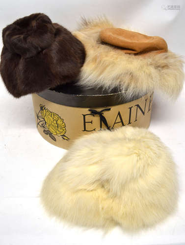 Boxed ladies fur hat