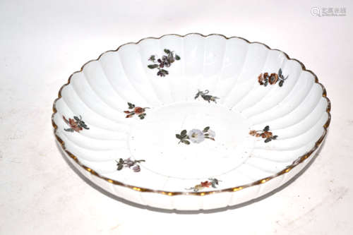 Meissen dish decorated with floral sprays in Marcolini style, 19cm diam