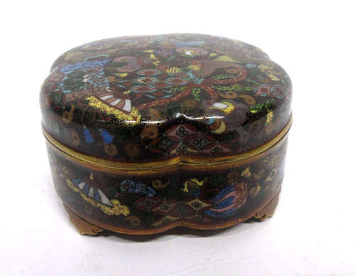 Cloisonne box and cover, lobed shape on four stub feet