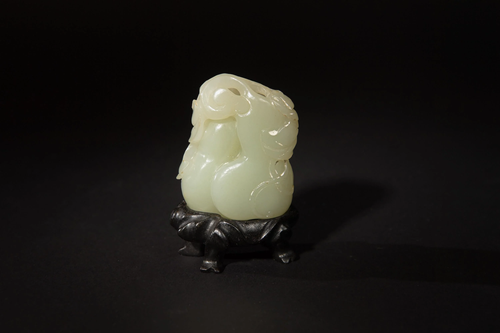 Chinese Jade Carved Hulu Toggle, 19th Century