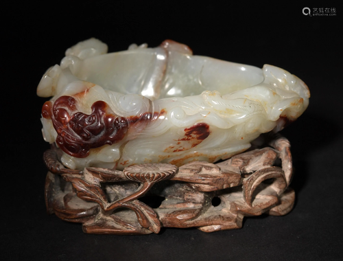 Chinese Jade Carved Chilong Brush Washer, Ming