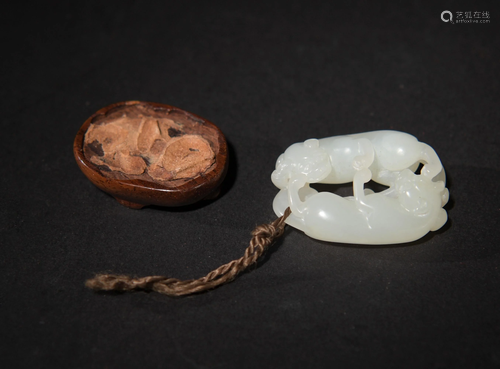 Chinese White Jade Toggle with Badgers, 18th Century