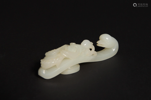 Chinese White Jade Goose Hook, 18th Century or Earlier