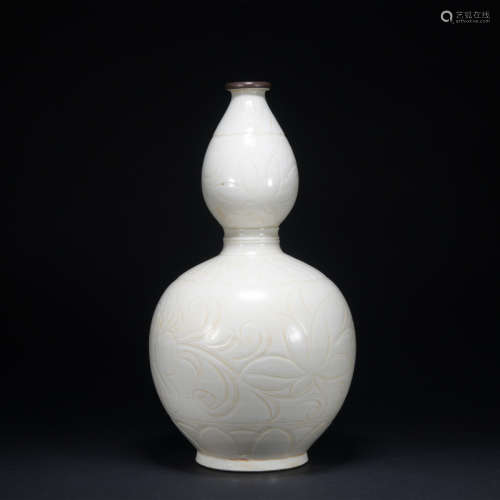 耀州窯花卉紋葫蘆瓶