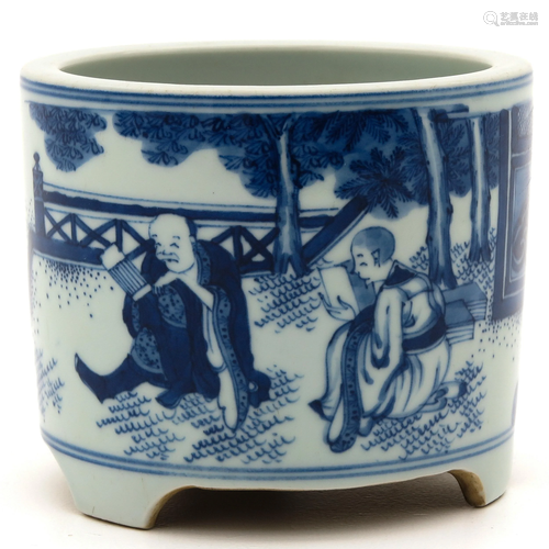 A Blue and White Brush Pot