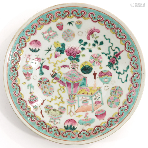 A Famille Rose Dish