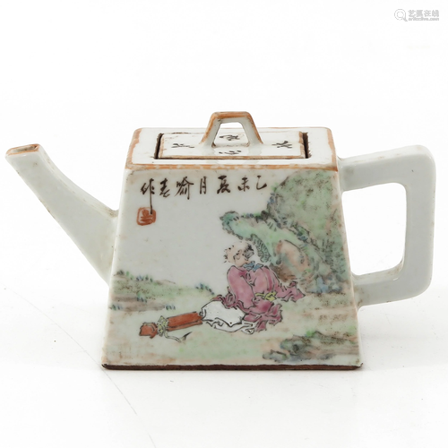 A Qianjiang Cai Decor Teapot