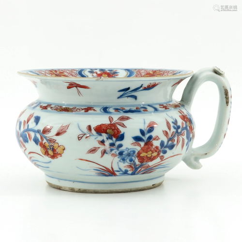 An Imari Chamber Pot