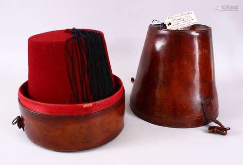 A GOOD RARE 19TH CENTURY FEZ & ORIGINAL LEATHER CASE - The fez in original saddle leather quality