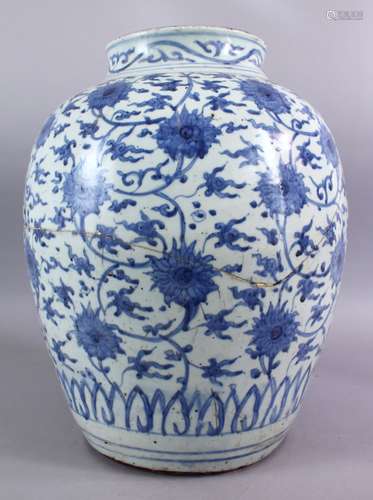 A CHINESE MING DYNASTY BLUE & WHITE PORCELAIN JAR / VASE, decorated with scrolling lotus decoration,