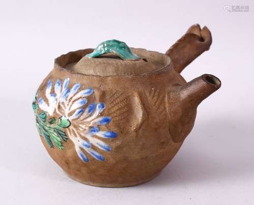 A JAPANESE BANKO STYLE POTTERY ENAMEL TEAPOT, with floral enamel decoration, 15cm.