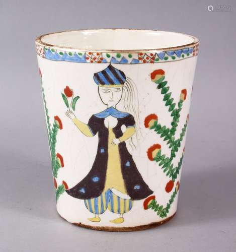 A RARE EARLY 19TH CENTURY POTTERY KUTHAHYA CUP, decorated with scenes of figures and sprays of