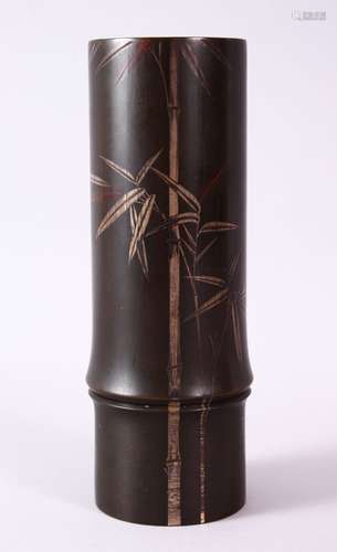 A 19TH/20TH CENTURY JAPANESE BRONZE SILVER BAMBOO INLAID VASE, 18cm high.