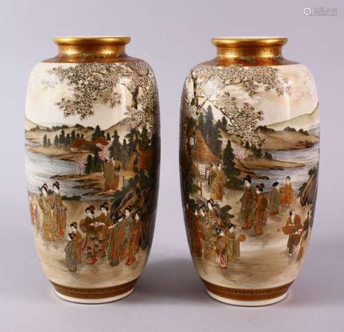 A LARGE AND FINE PAIR OF JAPANESE MEIJI PERIOD SATSUMA POTTERY VASES BY KIZAN - the large pair