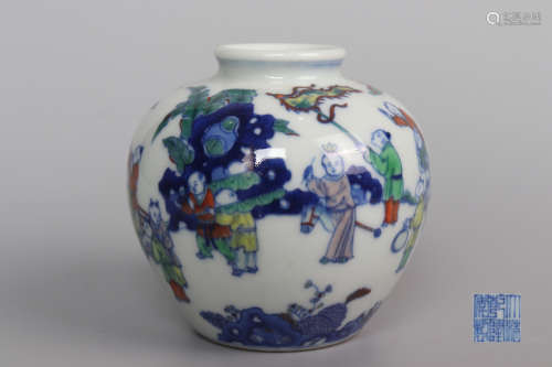 Chinese Dou Cai Porcelain Vessel