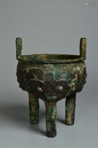 Chinese Bronze Tripod Vessel